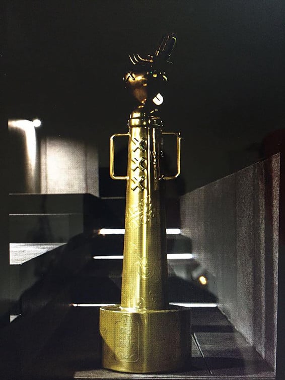 Award object finished with VeroMetal Gold coating